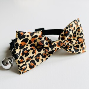 Cat Leopard Animal Print Cat Bow, Cat Collar, Kitten Collar, Cat Breakaway Collar, Quick Release Collar, Cat Safety Collar, Bow Tie