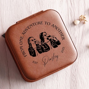Personalized Jewelry Box, Bridesmaid Gifts, Custom Jewelry Box for Women, Travel Jewelry Case for Best Friend, Unique Birthday Gift