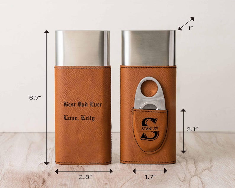 Graverat cigarrfodral, Personliga presenter till marskalkar, Anpassat cigarrhållare i läder, Cigarrresefodral, Present till honom bild 3