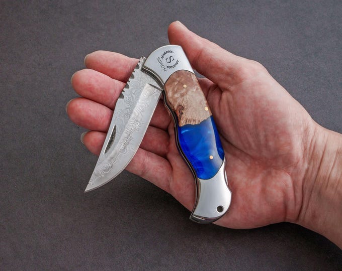 Personalized Damascus Pocket Knife, Fathers Day Gift, Engraved Knife for Him, Wedding Party Favor, Custom Folding Knife [W]