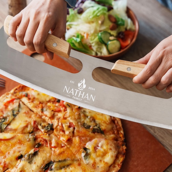 Custom Pizza Cutter for Dad, Pizza Lover Gifts, Personalized Kitchen Gifts, Cooking Gifts for Him, Gift for mom