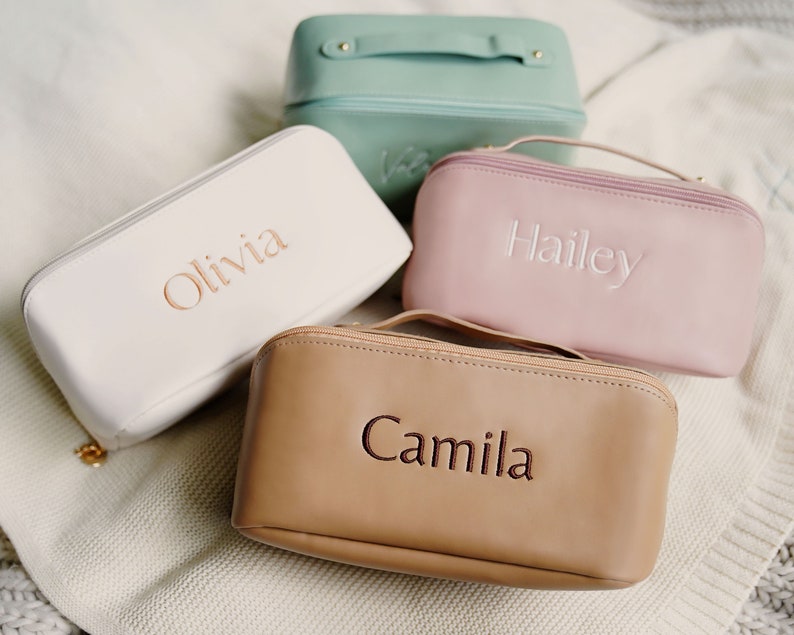 Borsa per il trucco personalizzata / Borsa per cosmetici per donne / Proposta di regali per la damigella d'onore / Regalo di compleanno per la migliore amica / Borsa per il trucco da viaggio immagine 7