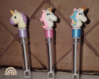 Bomboniere con bacchetta magica a forma di unicorno: bolle di sapone per feste di compleanno