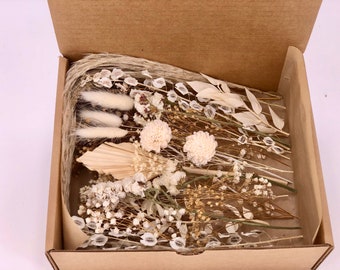 DYI Boho Dried Flower Craft Box,Cake Decor, Table Decor, Wedding Bud Vase Flowers, Craft Supply, Natural Real Dry Flowers, Resin Art,