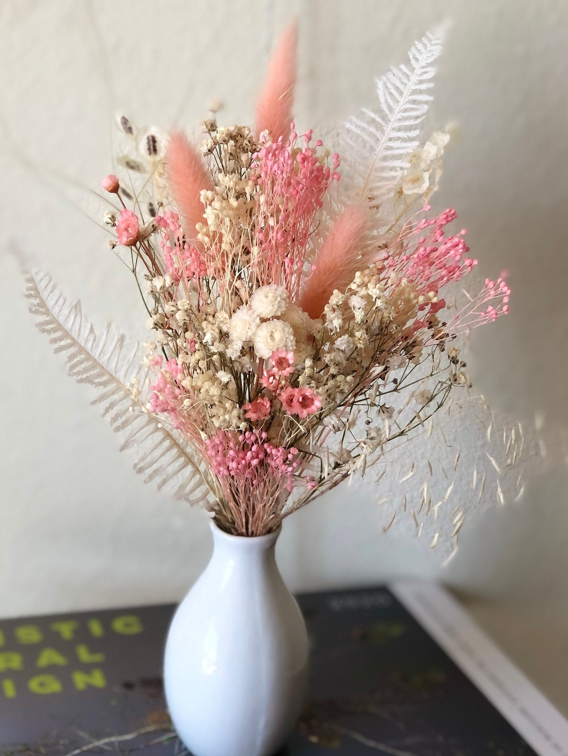 Petite Mini Pink and White Dried Flower Bouquet, Small Dry Floral Bunny  Tails, Everlasting Dry Flowers, Cute Present, Birthday Gift for Her 