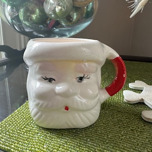 Vintage Santa Mug unmarked Japan eyes open holiday christmas