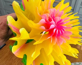 Vintage Beistle Tissue Flower Centerpiece: Fiesta Party Decor