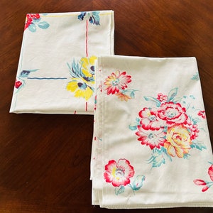 Vintage tablecloths sheeting flowers rectangular cutter cloths