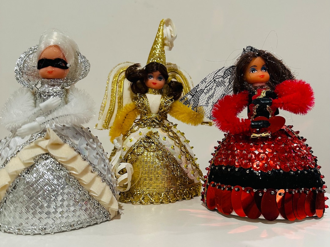 mardi gras figurines