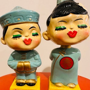 Vintage Kiss Me Asian bobble head figurines collectible valentines Japan