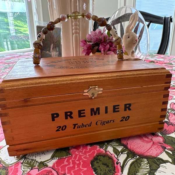 Vintage cigar box purse custom beaded handle Santa Clara 1830 fashion