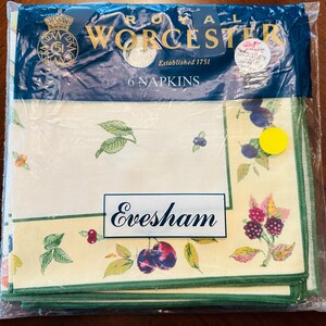 Vintage Vera Neumann napkins or NOS NIP Royal Worcester England Dinner napkins fruit print bild 4