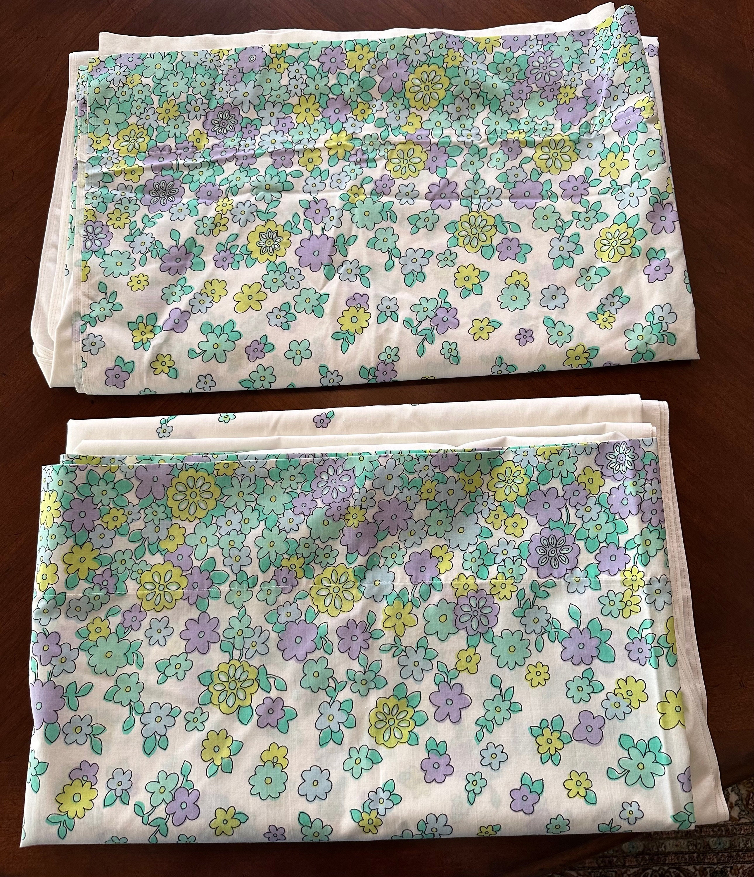 Vintage Wondercale by Springmaid  bedding flat sheet bedroom twin full mod flowers