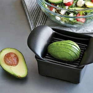 Pampered Chef Quick Slice Vegetable Slicer Fruit Slicer 