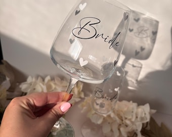 Personalised Bridesmaid Wine Glass: personalised bride wine glass, Hen Party Gift, bride to be, wife gifts, gifts for bride from sister,