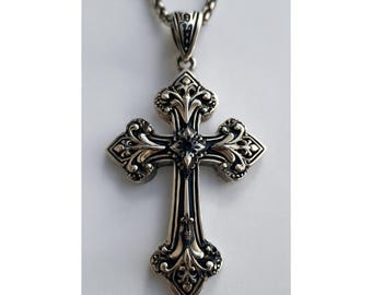 Pendentif croix en argent sterling, pendentif croix oxydée, croix fleurie en filigrane d'argent, croix solide en argent 925, croix victorienne en filigrane, cadeau