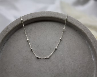 Choker MINU- Zierlicher Echtsilber-Choker mit kleinen Kugeln, Kugelkette, Kette Kügelchen