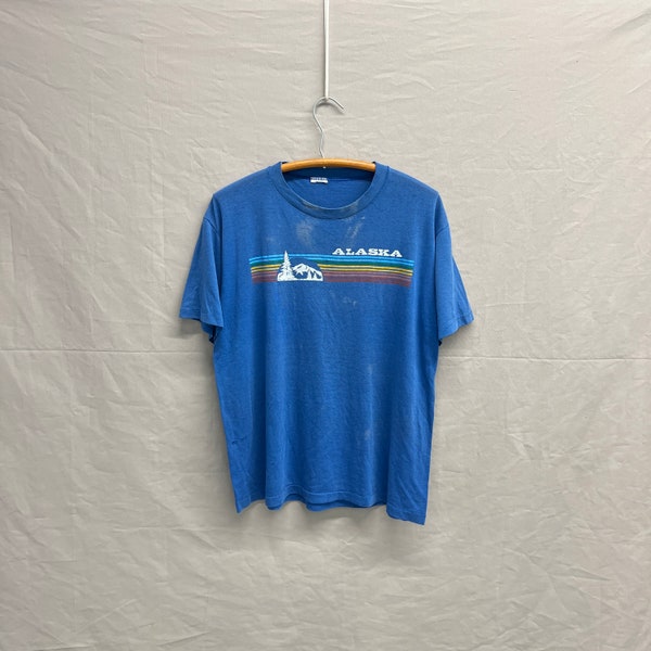 Medium / 1980s Alaska Paper Thin Distressed Destroyed Barn Find Blue T Shirt