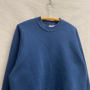 Medium / 1980s Navy Blue Blank Boxy Raglan Crewneck Sweatshirt USA Made