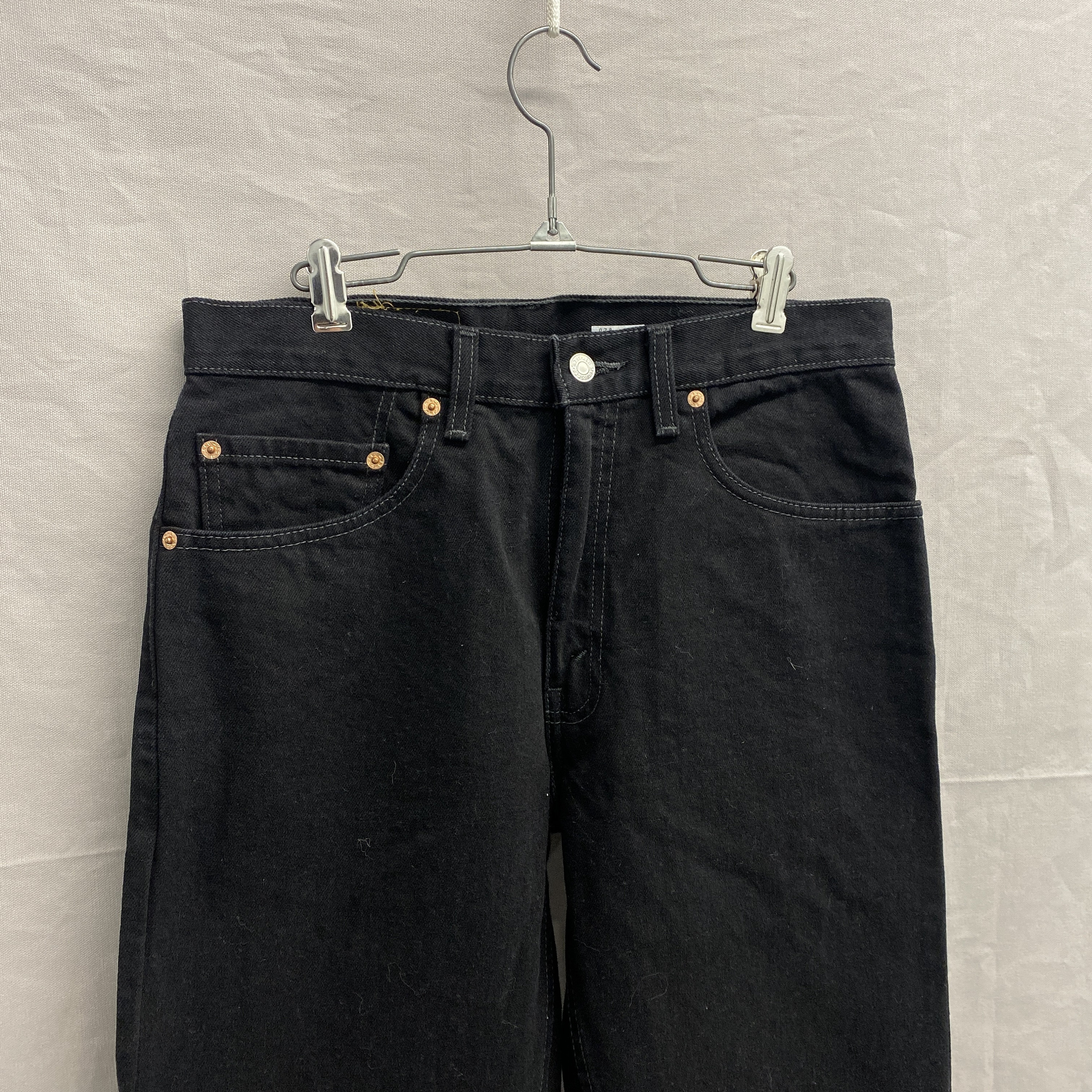 32 X 32 / Deadstock 1990s Levi's 505 Black Regular Fit