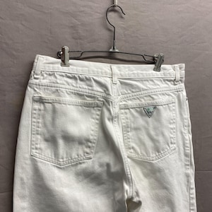 33 x 30 / 1990s Guess Baggy Tapered Leg Hip Hop White Denim Jeans