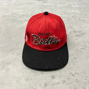 1990s Chicago Bulls Script NBA Red Fitted Hat - Etsy
