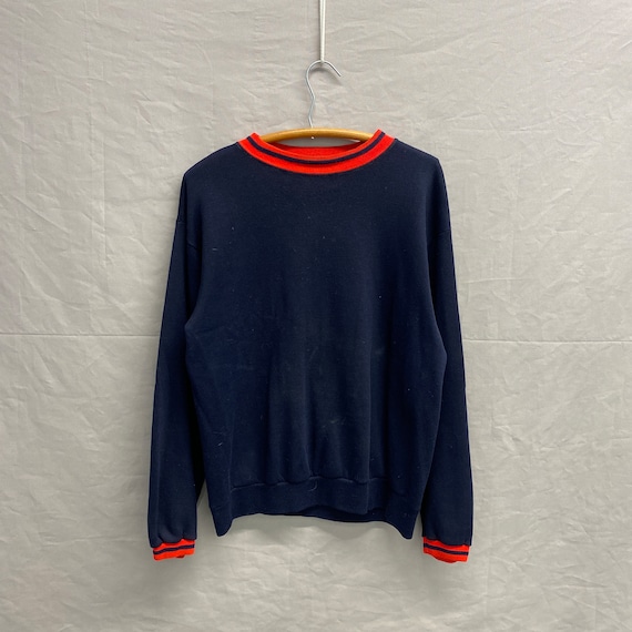 Large / 1960s Two Tone Navy Blue/Red 100% Acrylic 