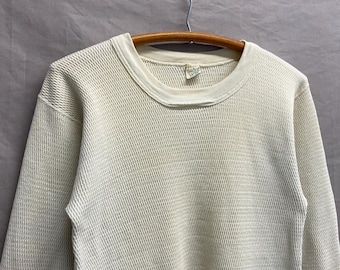 Medium / 1960s Mayo Spruce Heavyweight Distressed Waffle Long Sleeved Thermal Undershirt USA Made