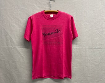 Small / 1970s Yosemite Soft Pink Location Souvenir T Shirt