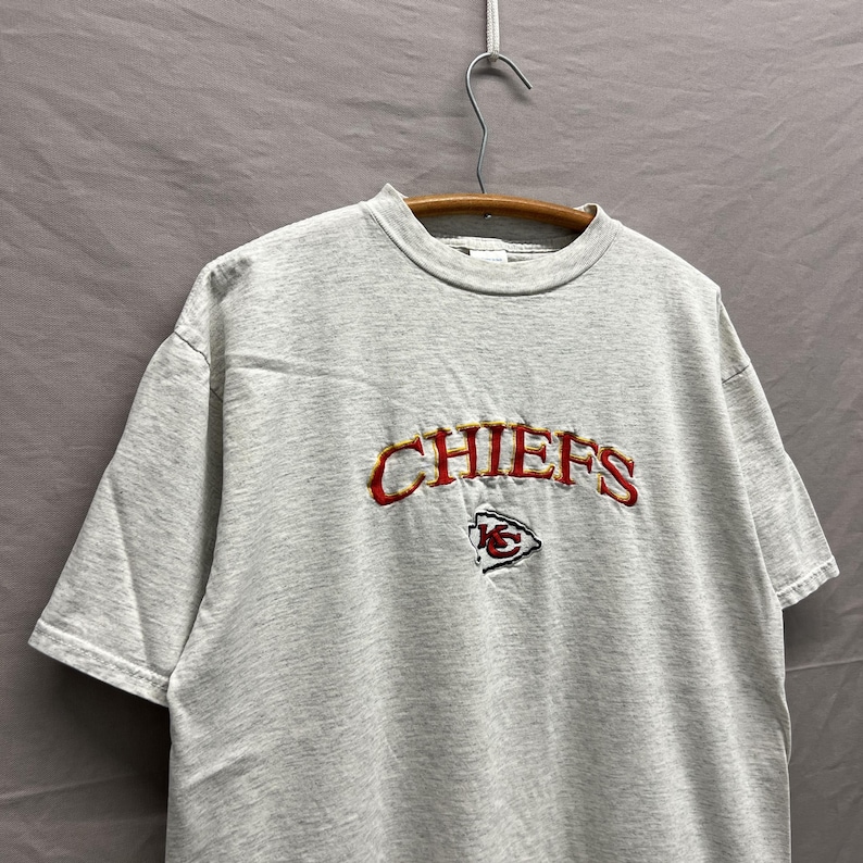 Large / 1990s Kansas City Chiefs NFL Football Grey Logo 7 T Shirt USA Made bild 1