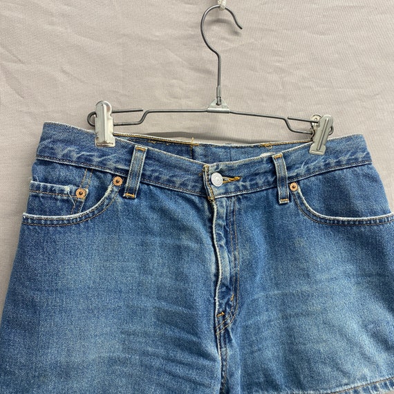 30" Waist / 1990s Levi's Denim Jean Shorts Womens… - image 3