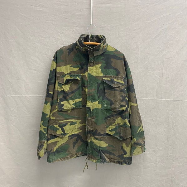 Medium / Vintage M65 Camo Military Field Jacket Cold Weather Coat Mens Emar Zip Corinth Mfg