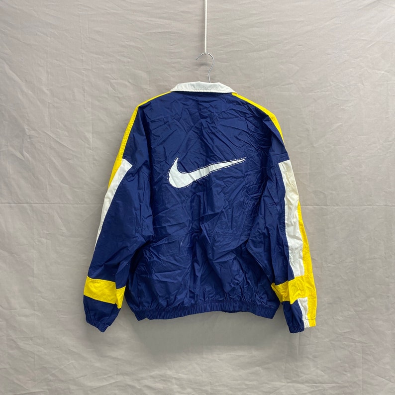 X-Large / 1990s Nike Michigan U Colorway Navy Blue/Yellow Full Zip Nylon Big Swoosh Windbreaker Track Jacket bild 2