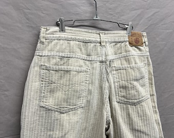 34" Waist / 1990s Baggy Tan Corduroy Skate Shorts