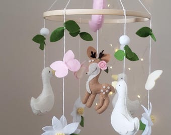 Deer  mobile for baby girls,deer with butterflies ,daisies mobile,woodland mobile, bambi  nursery baby mobile ,geese nursery  MUST HAVE