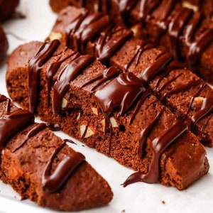 Biscotti des fêtes bio Keto Biscotti au chocolat et aux amandes à faible teneur en glucides Biscotti aux canneberges et aux pistaches sans sucre Diabétique Sans gluten image 3