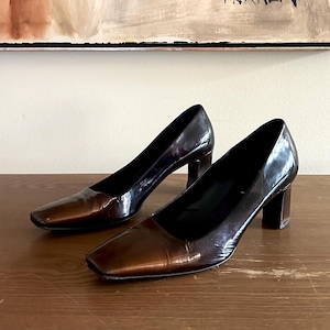 Vintage 1990er 2000er Prada Square Toed Pumps in Braun Lila Ombré Lackleder • Y2K • Vera Cuoio • 39.5 • Hergestellt in Italien