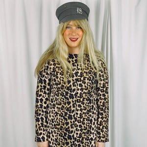 Vintage 2000’s ‘The Limited’ Leopard Print Collarless Jacket • Snap Front • Waist Pockets • Y2K • S/M • Animal Print • Minimalist • Car Coat