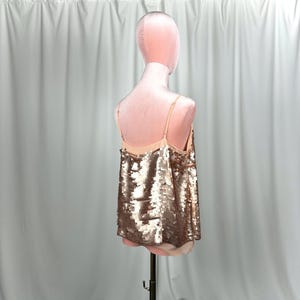 Moulinette Soeurs Paljettopp Guld Champagne Anthropologie Festlinne Storlek 6 Disco Glam Layered Paljettopp Kvällshelg bild 8