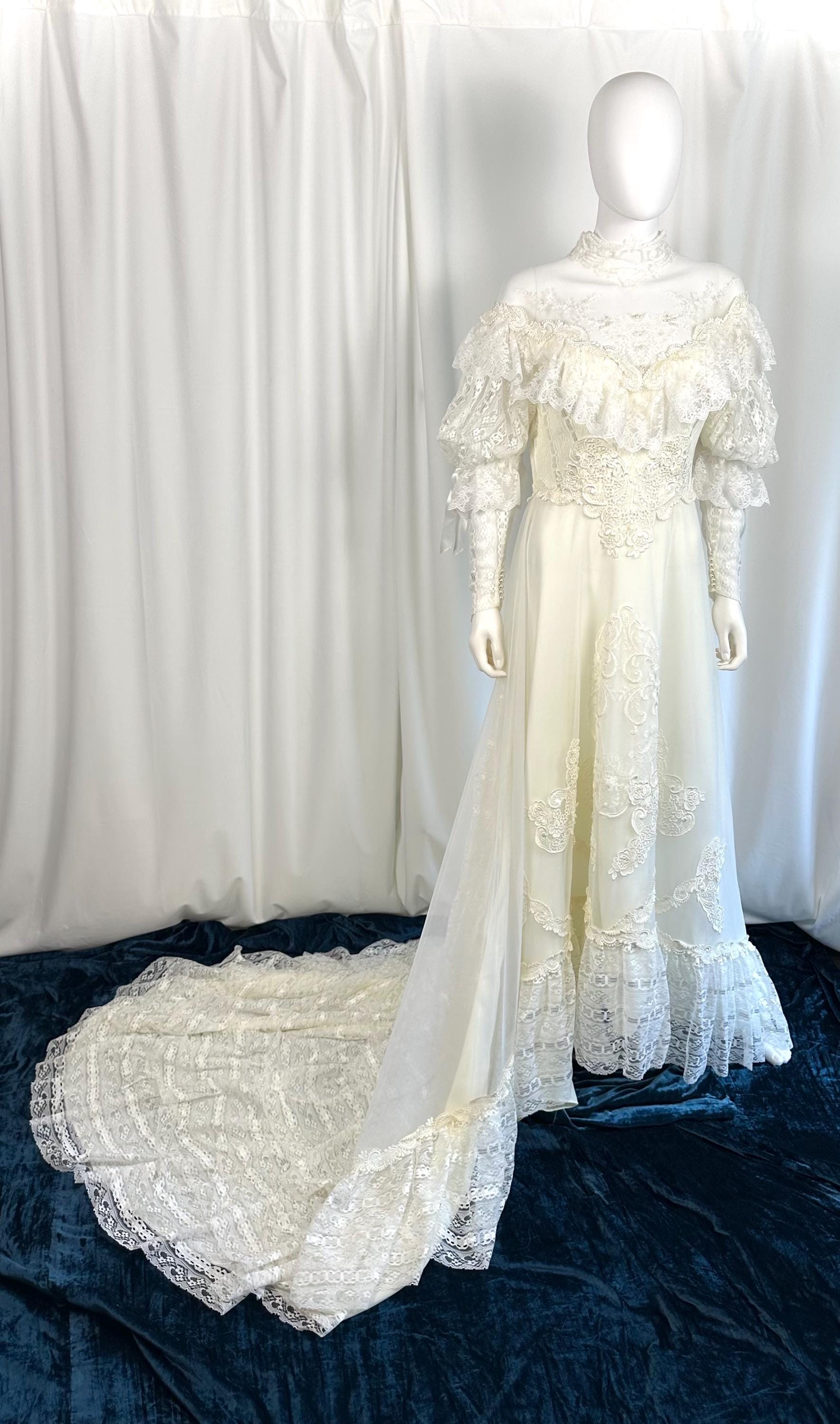 Vintage 1970's 1980's Alfred Angelo Designed by Michele Piccione Ivory +  Cream Ruffle Lace Wedding Dress • Puffy Sleeve • Satin Ribbon • S - Etsy, image size:1771x3000