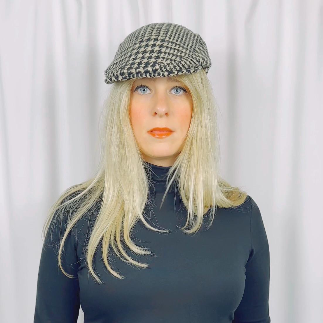 Burberry Newsboy Cap - Etsy display picture 1