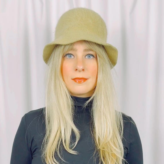 Vintage Normandy France Rabbit Fur and Wool Bucket Hat in  display picture 1