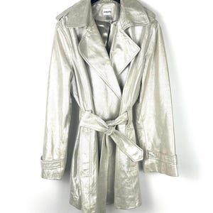Trench-coat en cuir suédé doux avec ceinture Chico's vintage des années 2000 en chrome • Ceinturé • Poches • Col • Années 2000 Années 1990 • M/L • Taille 3