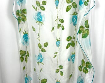 Bufanda vintage de rayón • Rosas blancas y azul turquesa, cosidas a mano