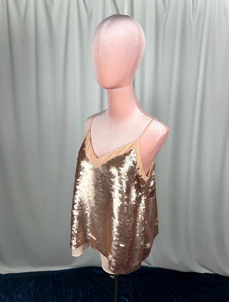 Moulinette Soeurs Paljettopp Guld Champagne Anthropologie Festlinne Storlek 6 Disco Glam Layered Paljettopp Kvällshelg bild 4
