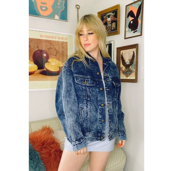Black acid top wash jean jacket
