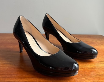 Cole Haan Nike Air Technology Patent Leather Black Platform Heeled Pumps • Round Toe • Stacked Heel • Office Dress Shoes • Evening • Size 9B