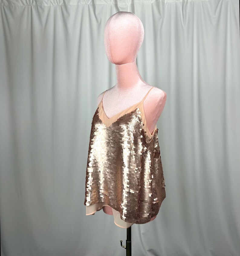 Moulinette Soeurs Paljettopp Guld Champagne Anthropologie Festlinne Storlek 6 Disco Glam Layered Paljettopp Kvällshelg bild 3