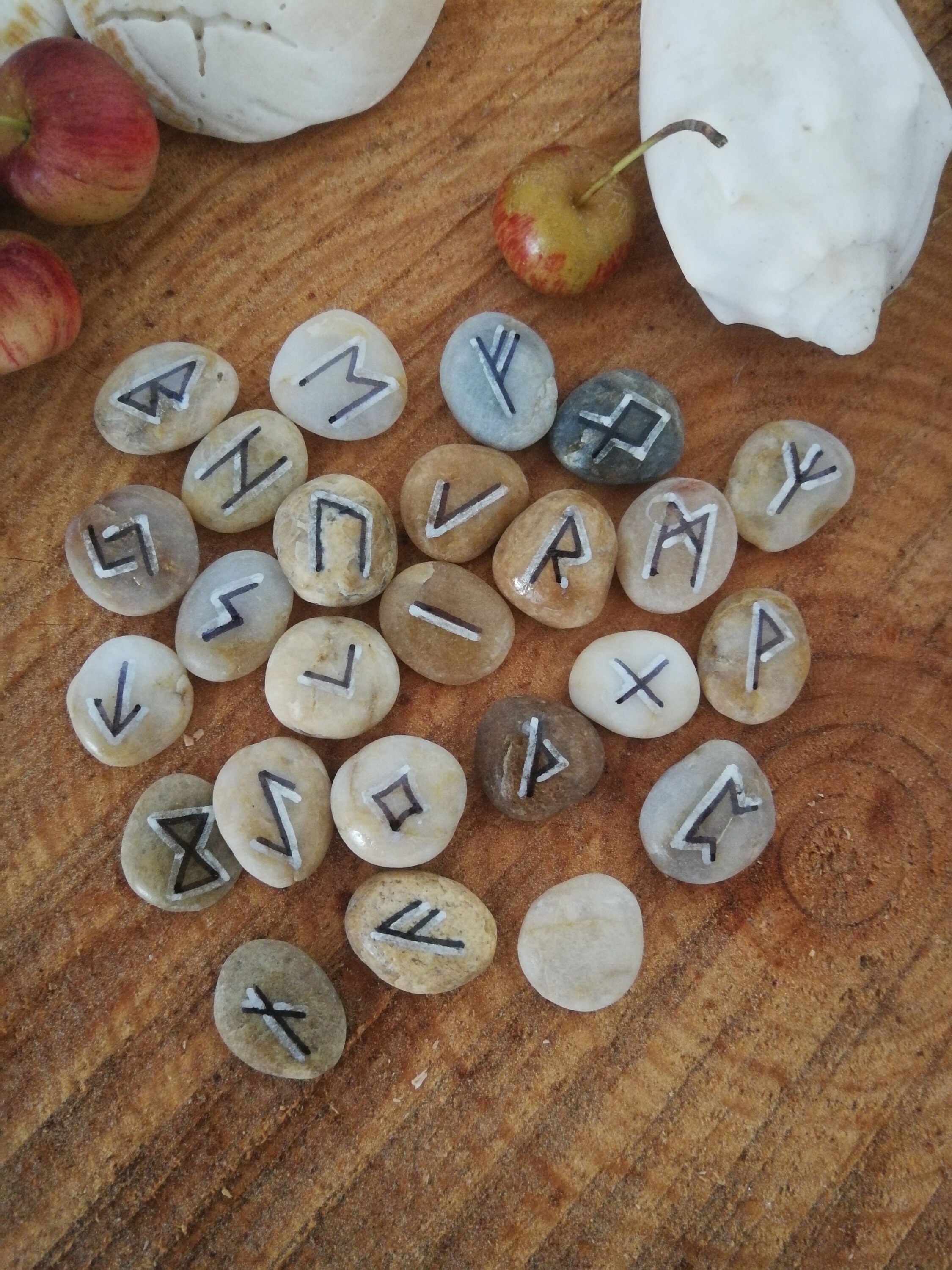 Mini Runes Divinatoires Pierre Naturelle