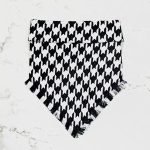 Houndstooth | Reversible Pet Bandana, Frayed Edges, Button Snap Attachment